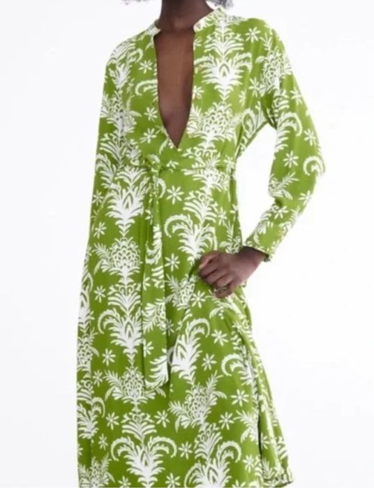 Сукня Zara міді, зеленого кольору. Віскоза