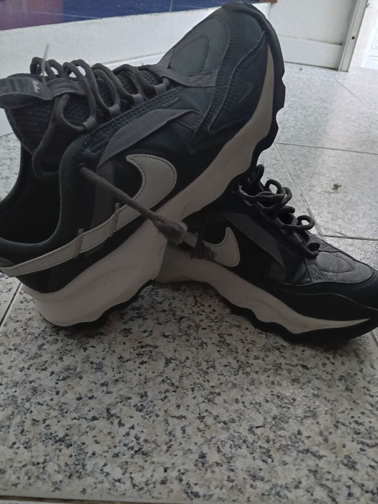 Vendo sapatilhas da Nike