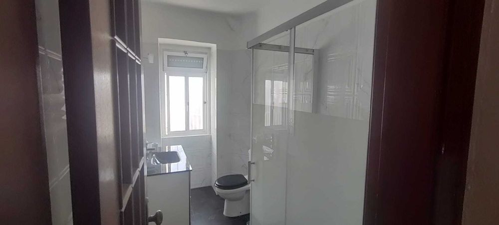 T 1, todo restaurado, na Amadora