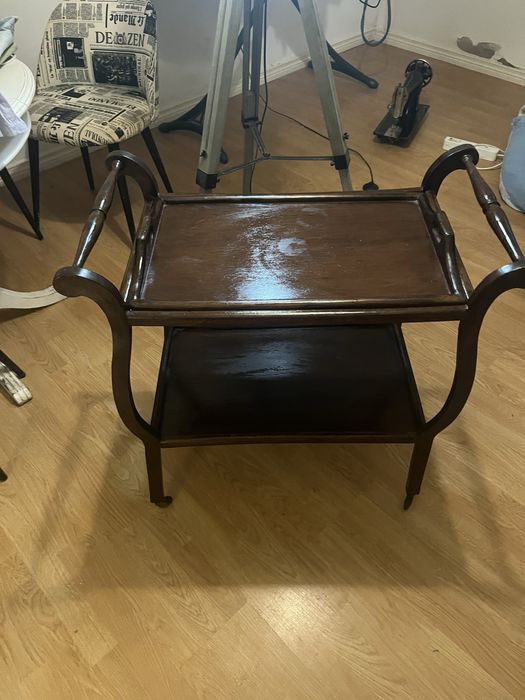 Carrinho de chá antigo