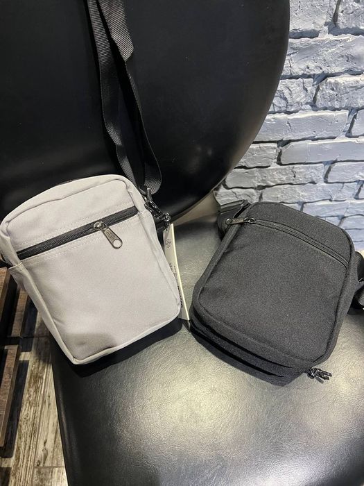 Сумка сумочка месенджер eastpak истпак істпак мессенджер бананка