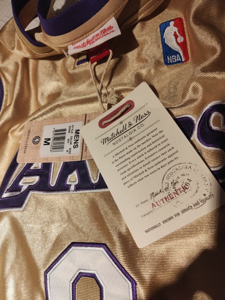 Kobe Bryant Authentic Gold Jersey Los Angeles Lakers Mitchell Ness.