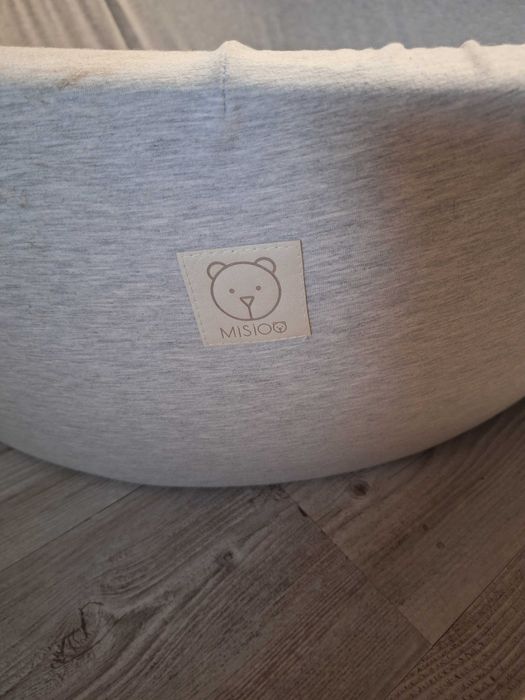 Sprzedam basen z kulkami