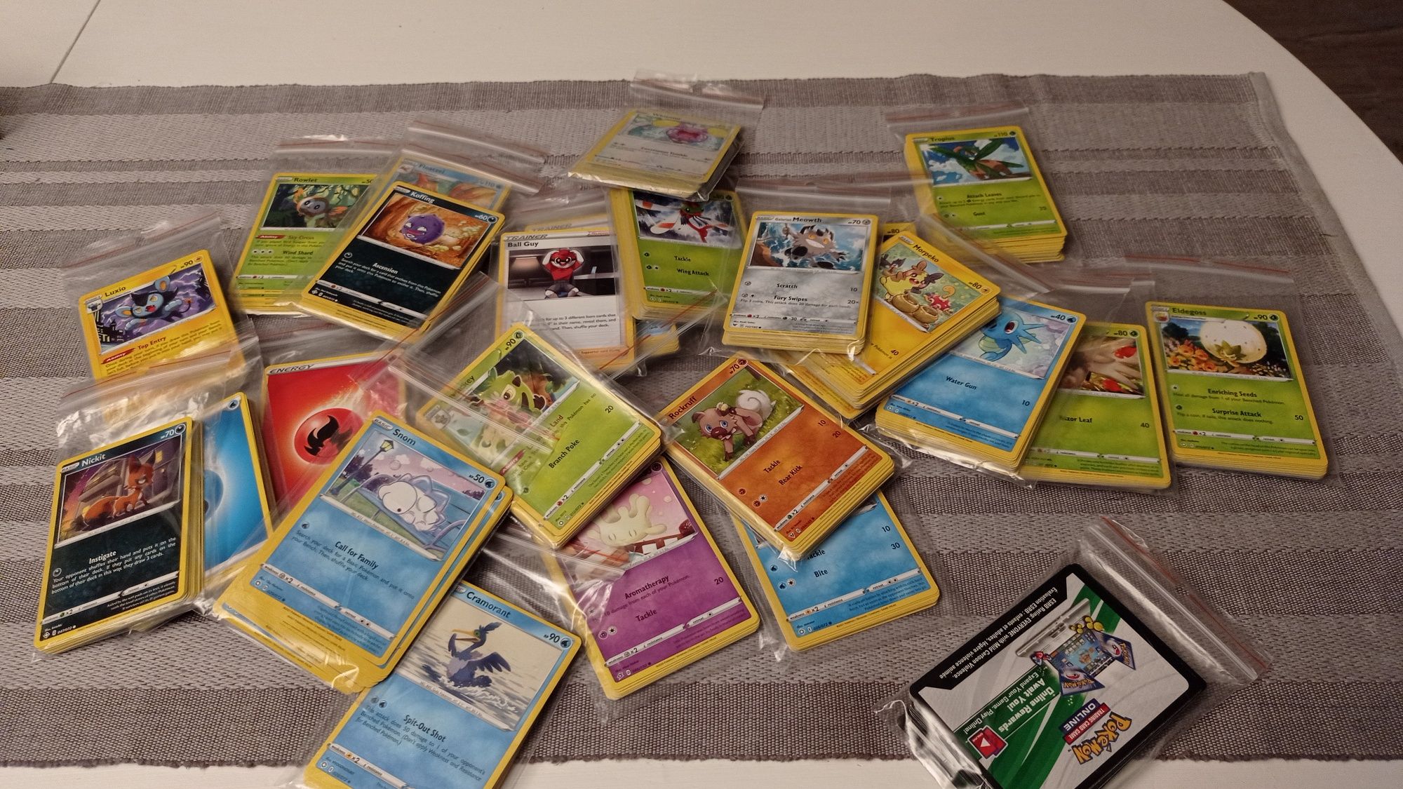 Karty Pokemon TCG bulk 484 kart!!! Holo i Indeedee V