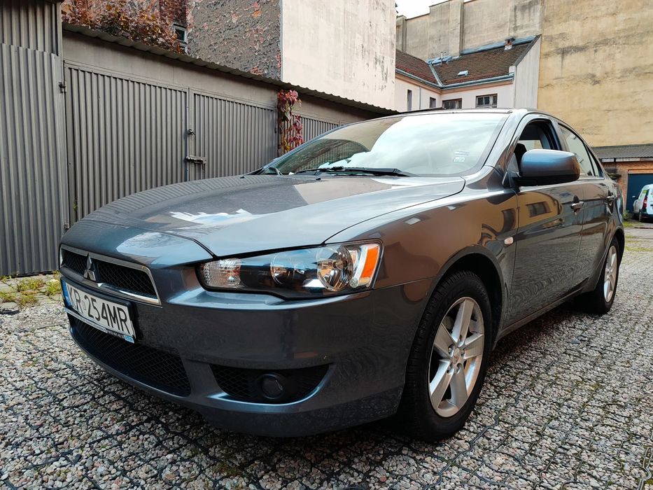 Mitsubishi Lancer Mitsubishi Lancer sedan 1.8i - 2010 - salon polska