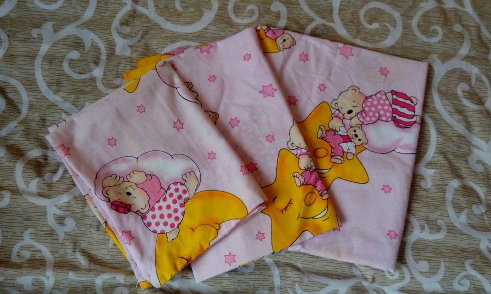 Комплект постільної білизни та ковдра