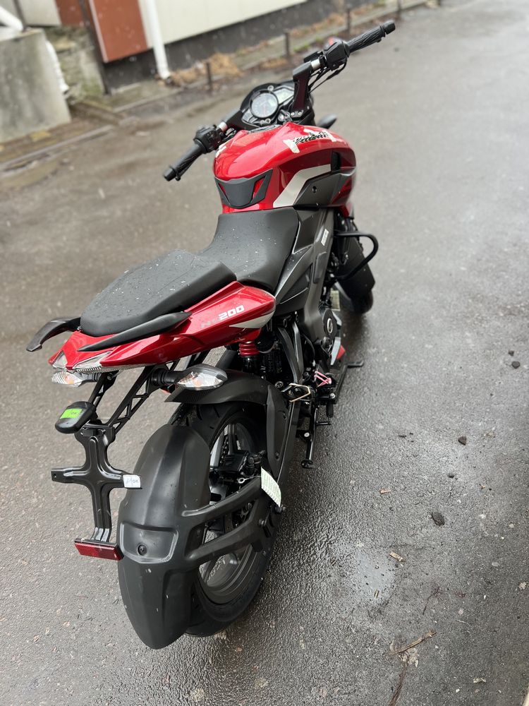 Bajaj Pulsar NS200 2025