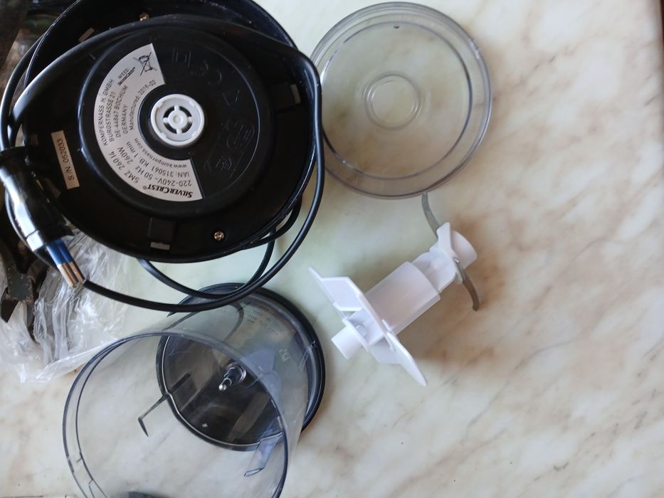Sprzedam mikser elektryczny