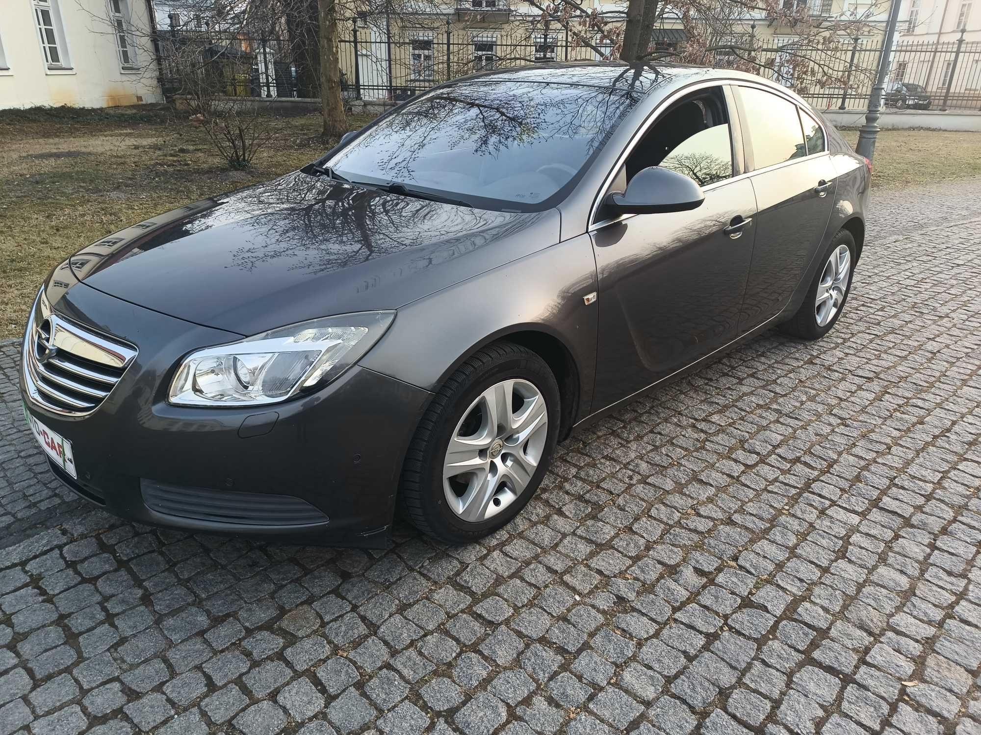 2,0 Diesel 130km Navi Climatronic Xenon Led Parktronic TYLKO 179TYS KM