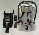 Cadeira de recém nascido e base isofix