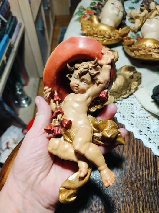 Aniołek anioł putto