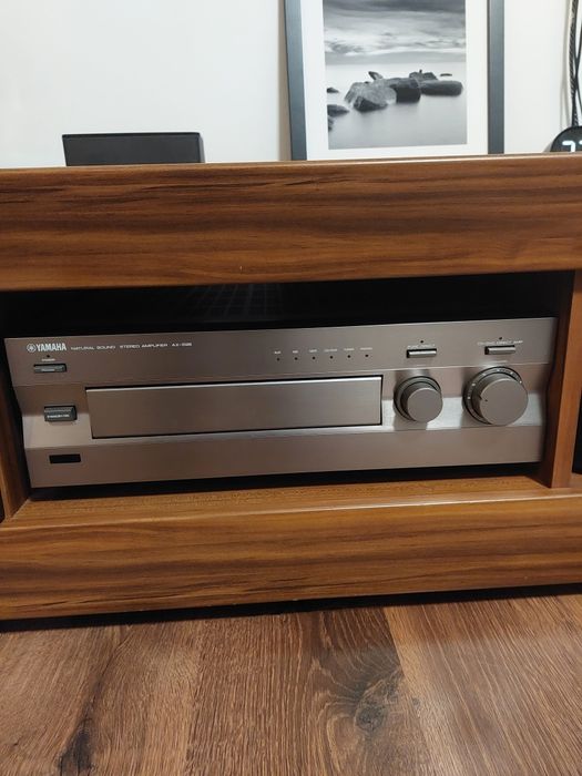 Wzmacniacz Yamaha AX 596 z pilotem.