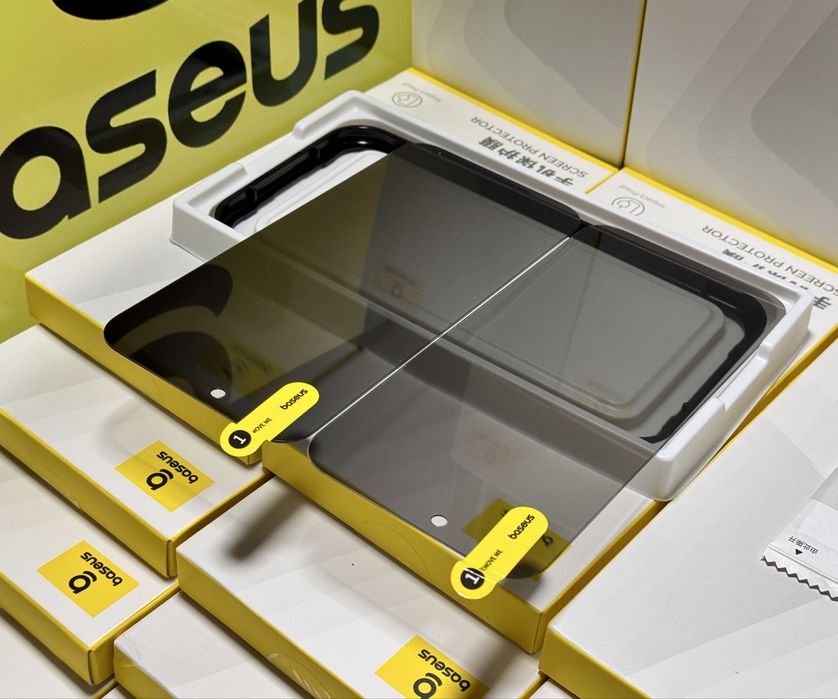 Защитное стекло Baseus на IPhone 16 Pro Max антишпион, IPhone 16 Pro