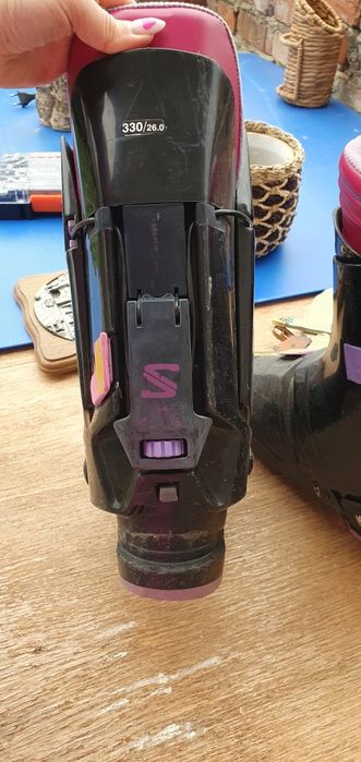 Buty do nart różowe