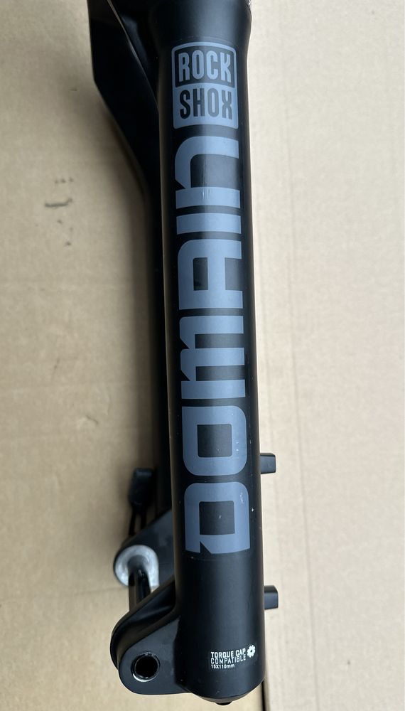 Nowy amortyzator Rock Shox 38 Domain RC 29” 170mm DebonAir
