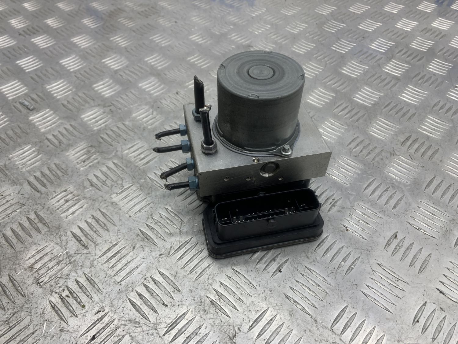 Блок ABS 8W0614517AABEF для Audi A5 F5 2016-2023
