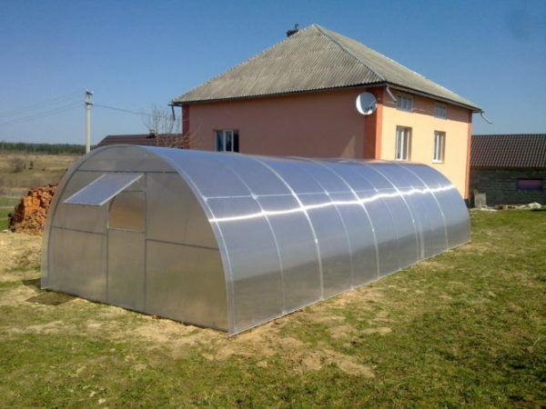Полікарбонат монолітний, сотовий, Теплиці Софіти. Луцьк Полікарбонат
