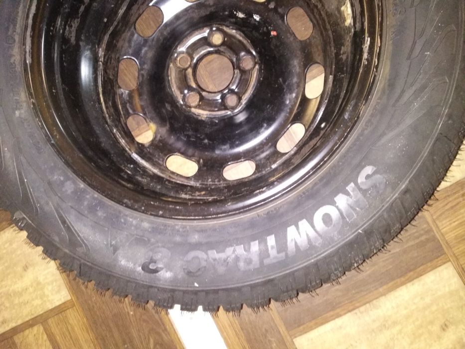 Vredestein snowtrac 3 195/65 r15  1 нове колесо в зборі