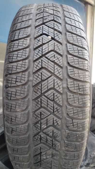 Шины б.у.215/65/17 Пирелли, Румыния