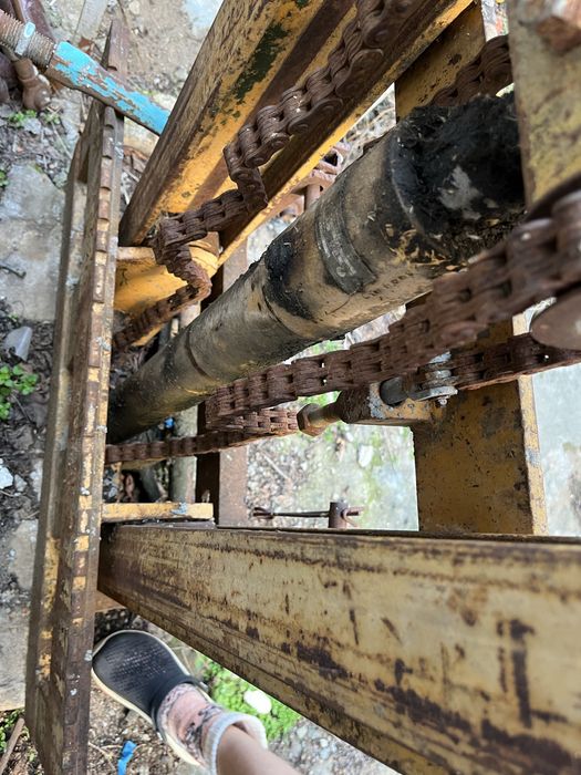 Погрузчик гидравлический с вилами на трактор