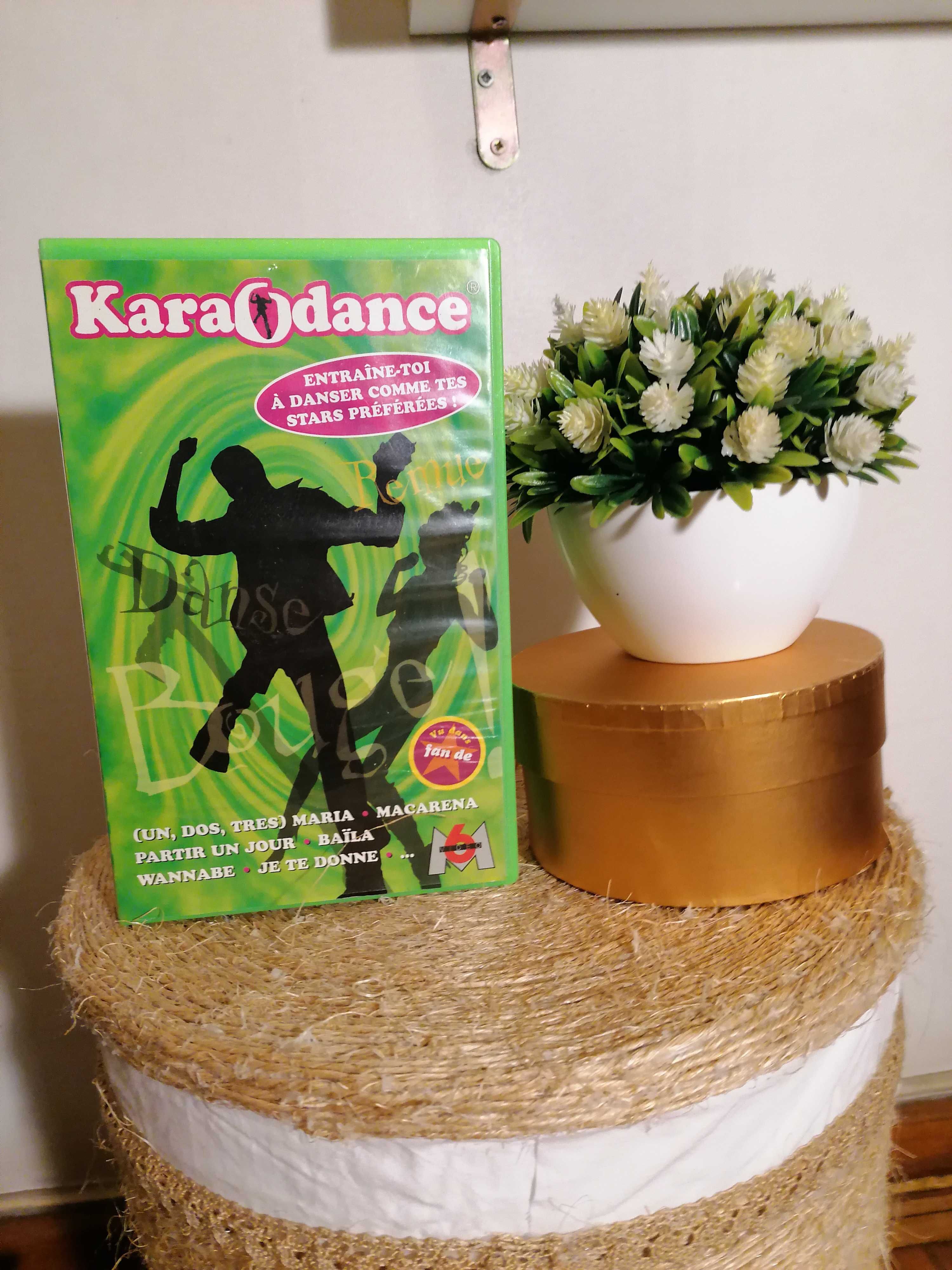 Cassettes Vidéo Karaodance