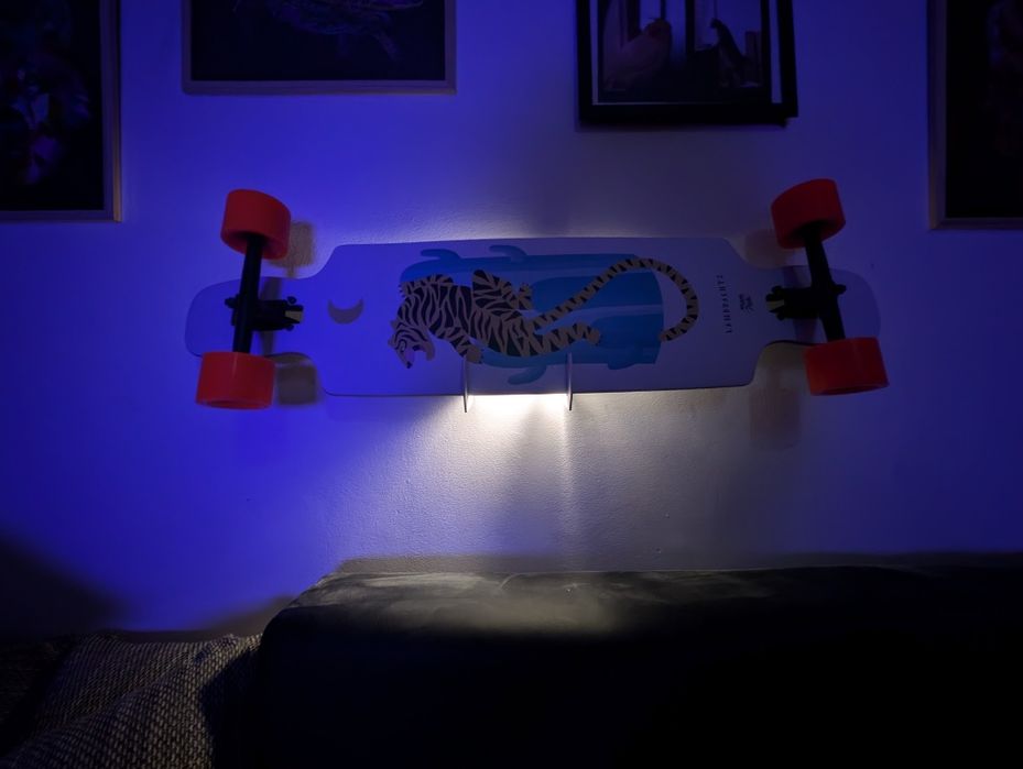 Uchwyt, wieszak na deskorolkę, longboarda, snowboard