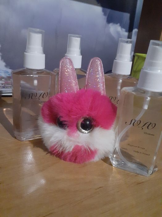 Продаються парфуми Франції