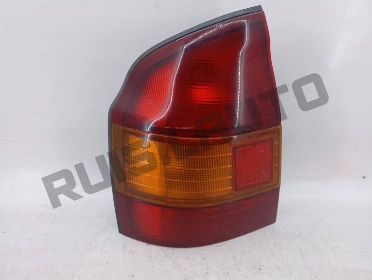 Farolim Trás Painel Esquerdo  Mazda 323 S Vi Sedan (bj) [1998_2