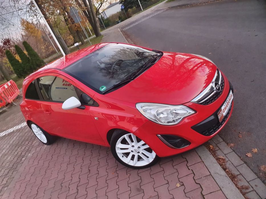 Opel Corsa 1.4 16V 1wł ks.serwis klima navi alu 2xakoła Śliczna