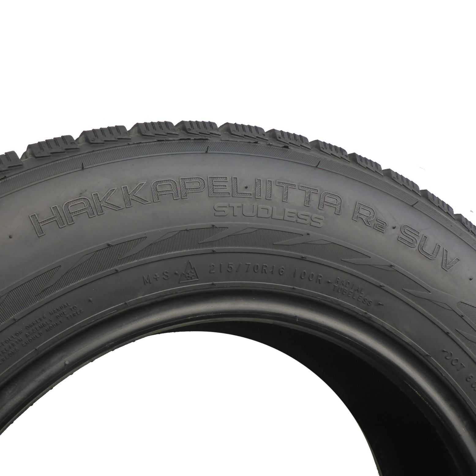 215/70/16 Nokian 215/70R16 100R Hakkapeliitta R2 Zima 2015 6,2-7,5mm