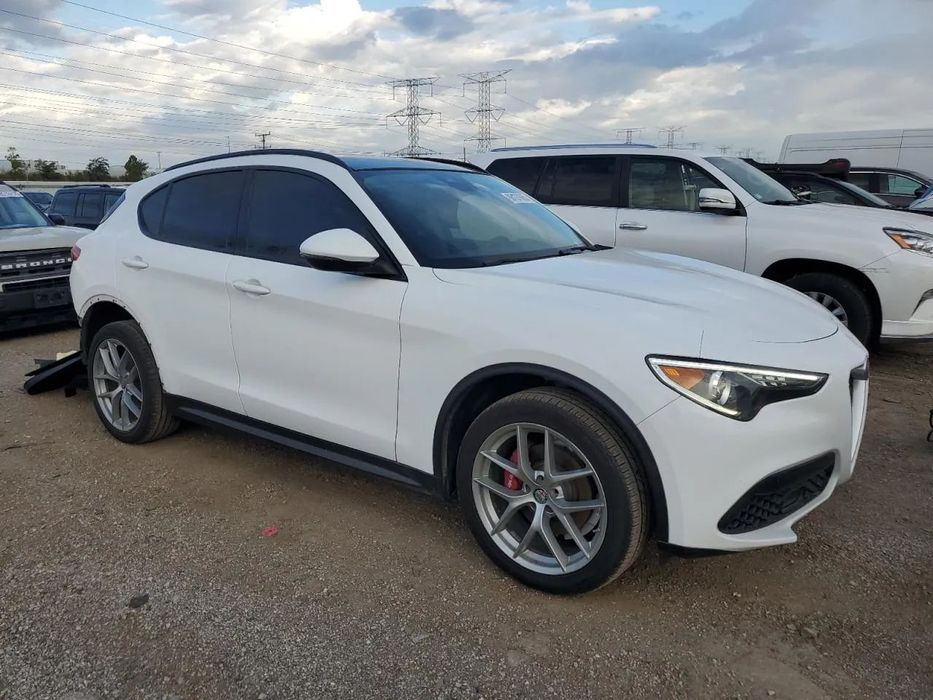 Alfa Romeo Stelvio 2018 ALFA ROMEO STELVIO SPORT /4x4/Niski przebieg/