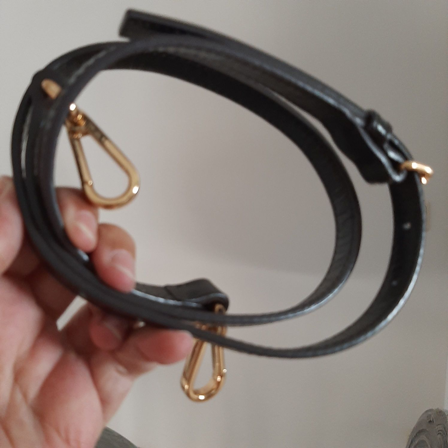 Venda bolsa marca BIMBA E LOLA, ORIGINAL em pele.