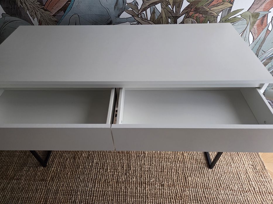 Toaletka biurko biala czarna nowa