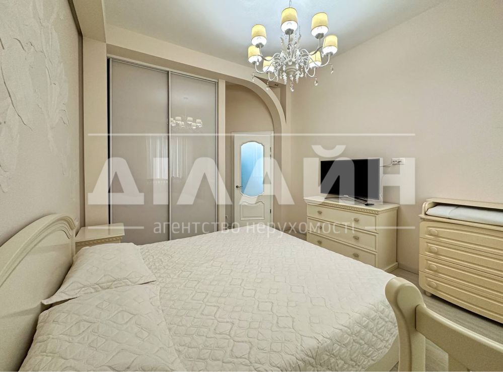 3кімн.   з паркінгом ЖК Лермонтова