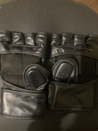 Перчатки для мма/бокса Venum black