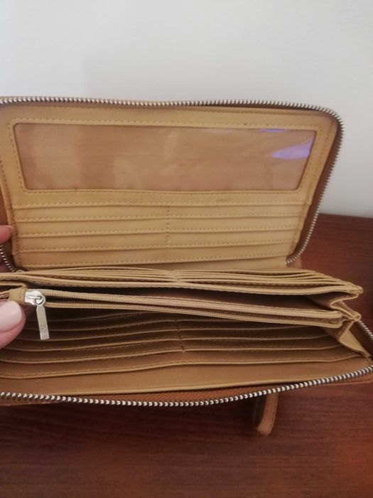 Várias bolsas Parfois para cartões e dinheiro