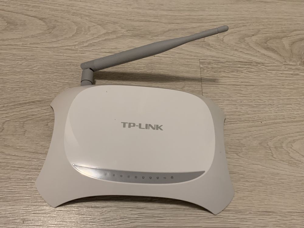 Router TP-LINK model TL-MR3220