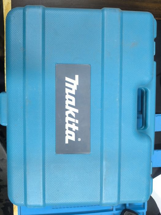 Шурупокрут, шуруповёрт Makita