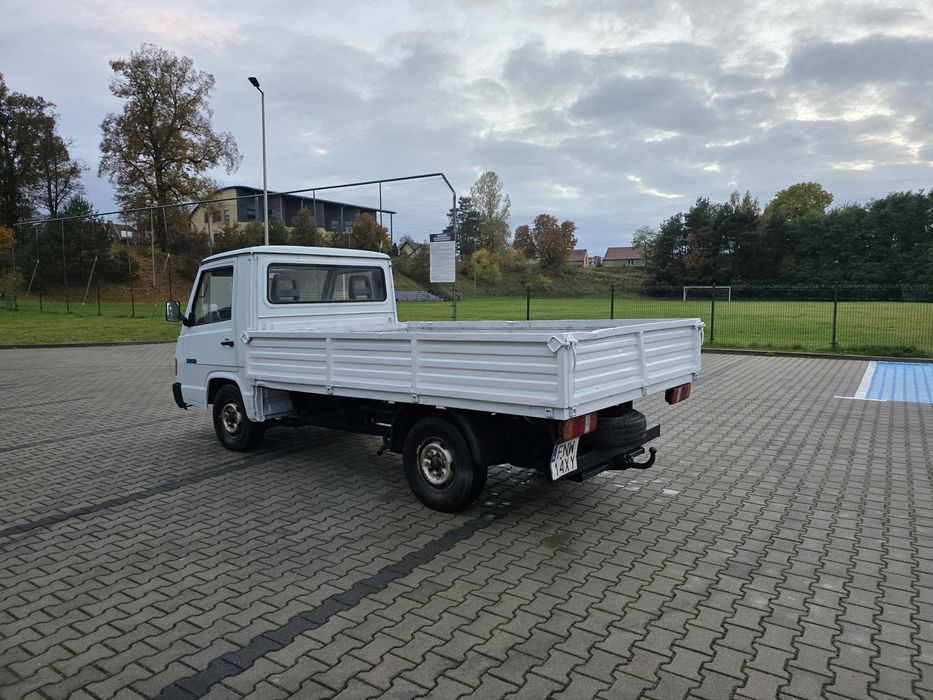 Mercedes MB100D niski przebieg,bez korozji,zadbany