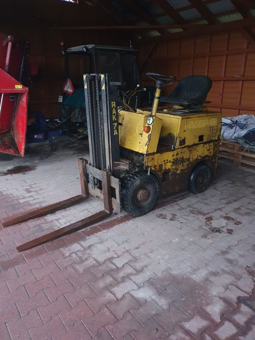 Wózek widłowy Rak Suchedniów(silnik z ursusa c-330)wycinak fella