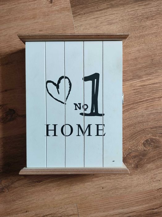 Wisząca skrzynka na klucze Pepco