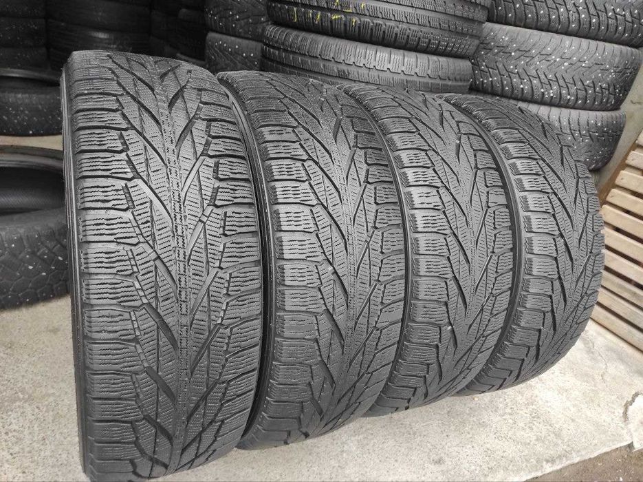 Nokian Hakkapeliitta R2 SUV 215/60r17 100R Extra Load 4шт, 6-7мм, ЗИМА