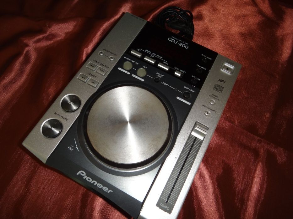 Продам Вертушки Pioneer CDJ-200 пара, не использовались, как новые