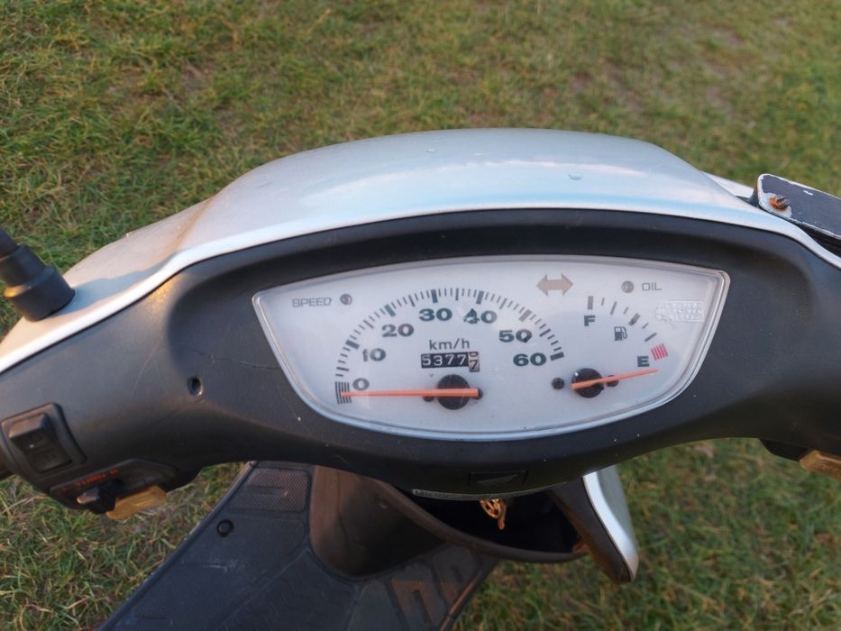 Продам скутер Honda Dio