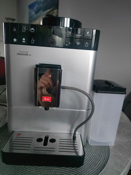 Sprzedam uszkodzony ekspres do kawy