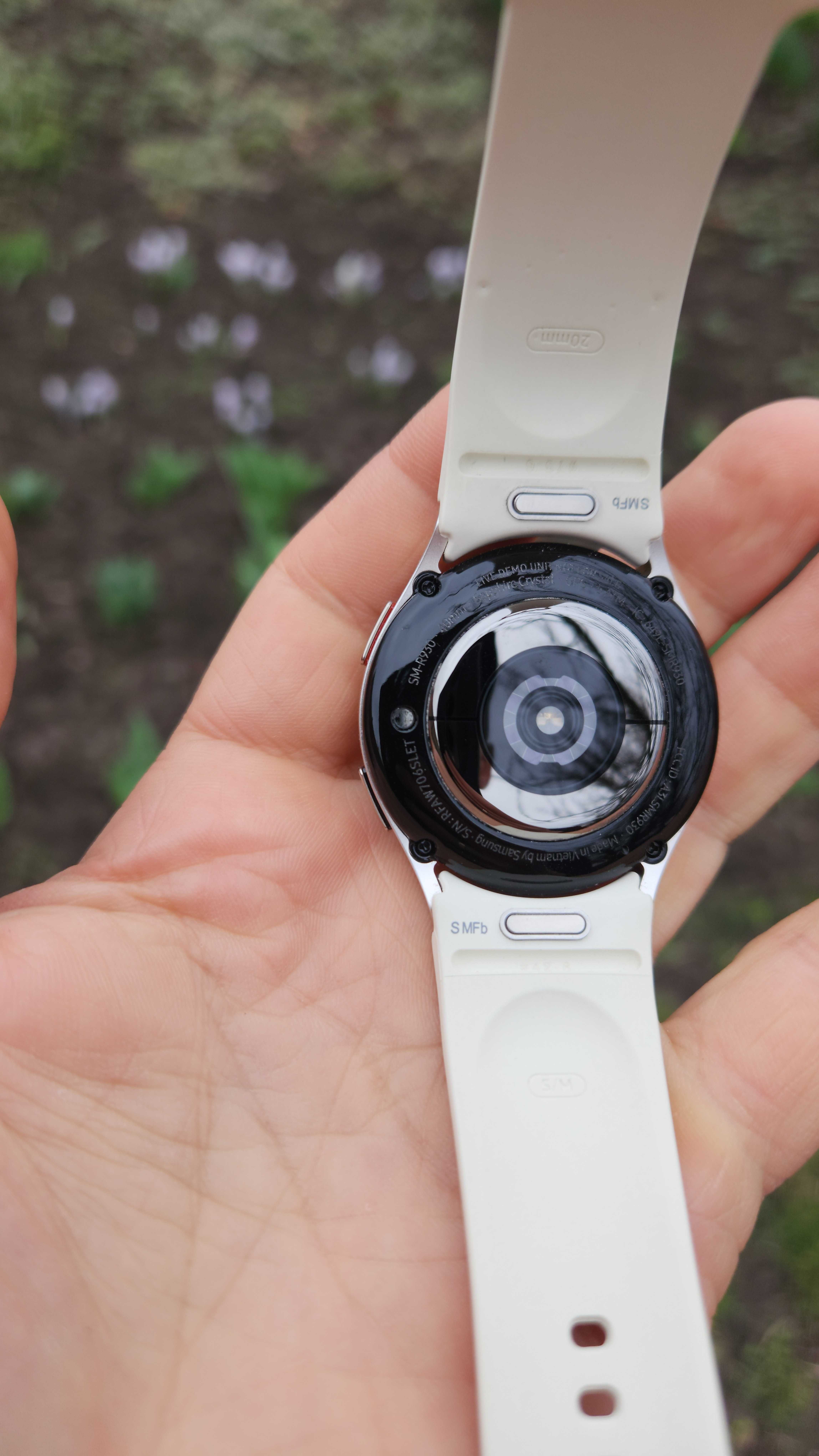 Samsung Galaxy watch 6 40 mm beige loop