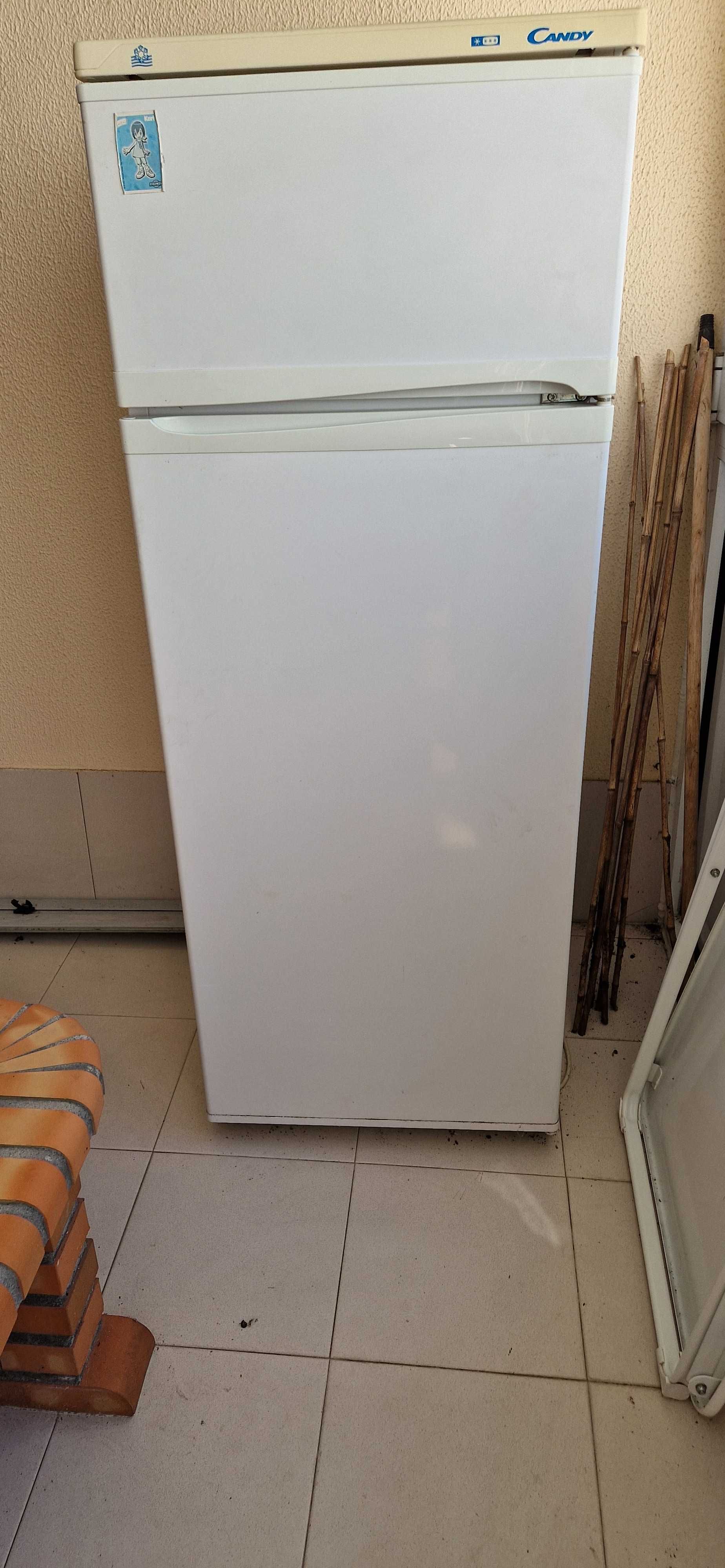 Vendo frigorífico para peças ou arranjar