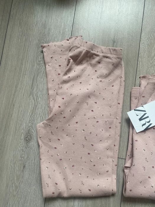 Zara piżama w kwiatki z gofrowej tkaniny rozmiar 152