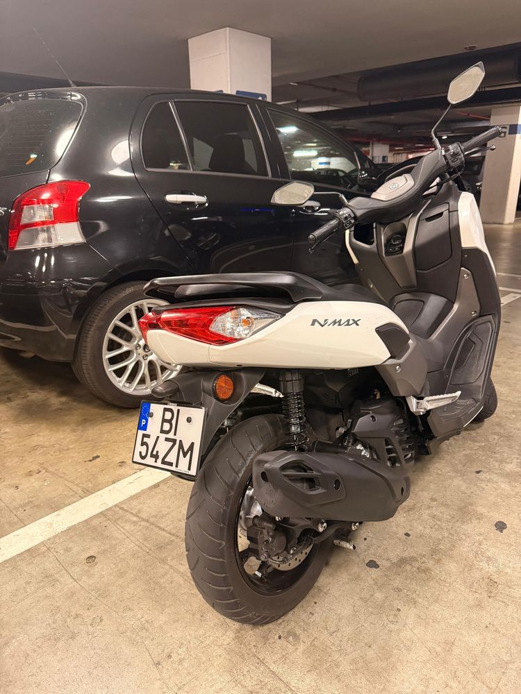 Nmax 2024 ( COM APENAS 3000KM )