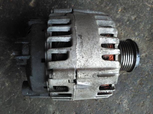 Генератор VAG 03L903024M VW SKODA AUDI 2,0 TDI